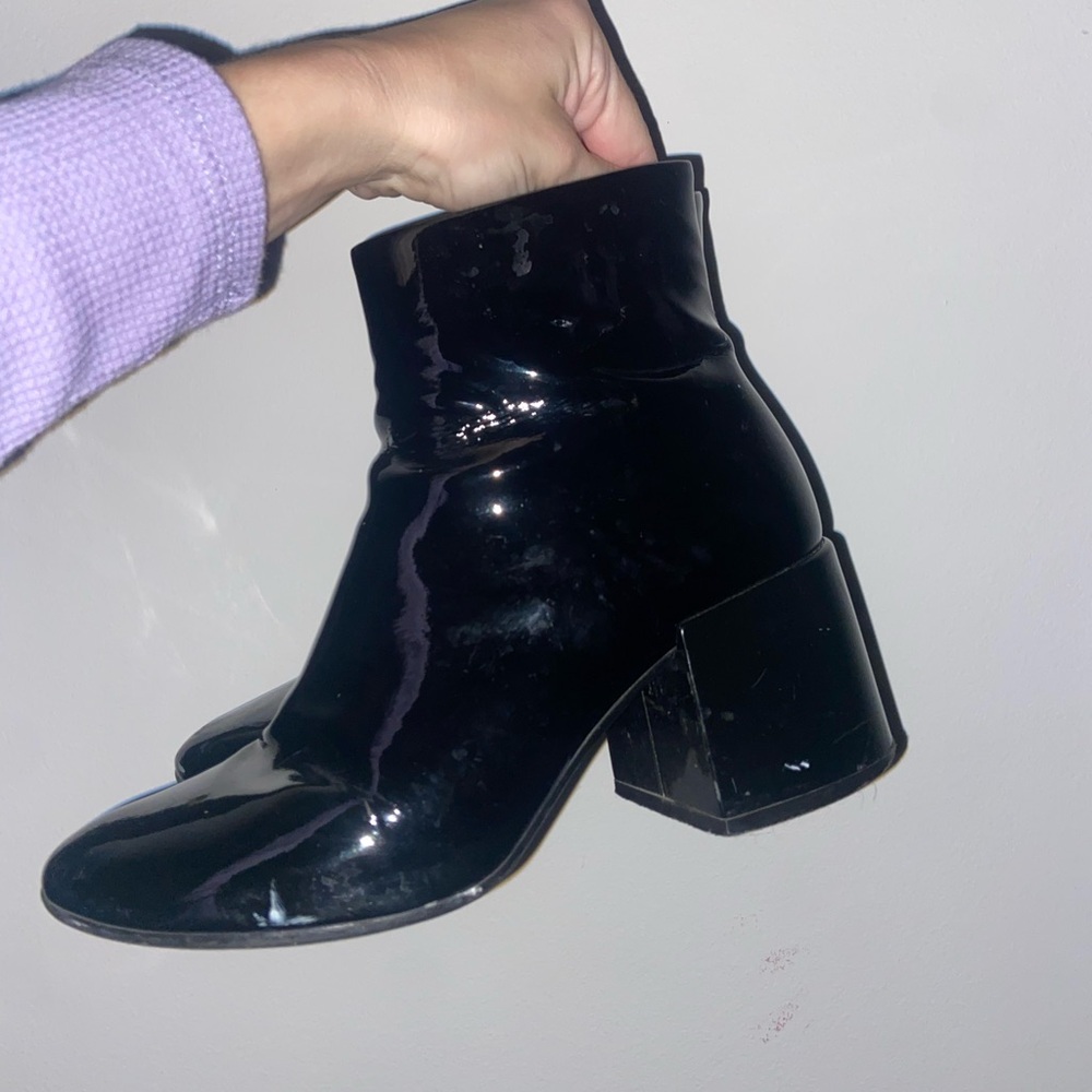 MM6 Maison Margiela Glossy Black Ankle Boots size 38 7 gorgeous